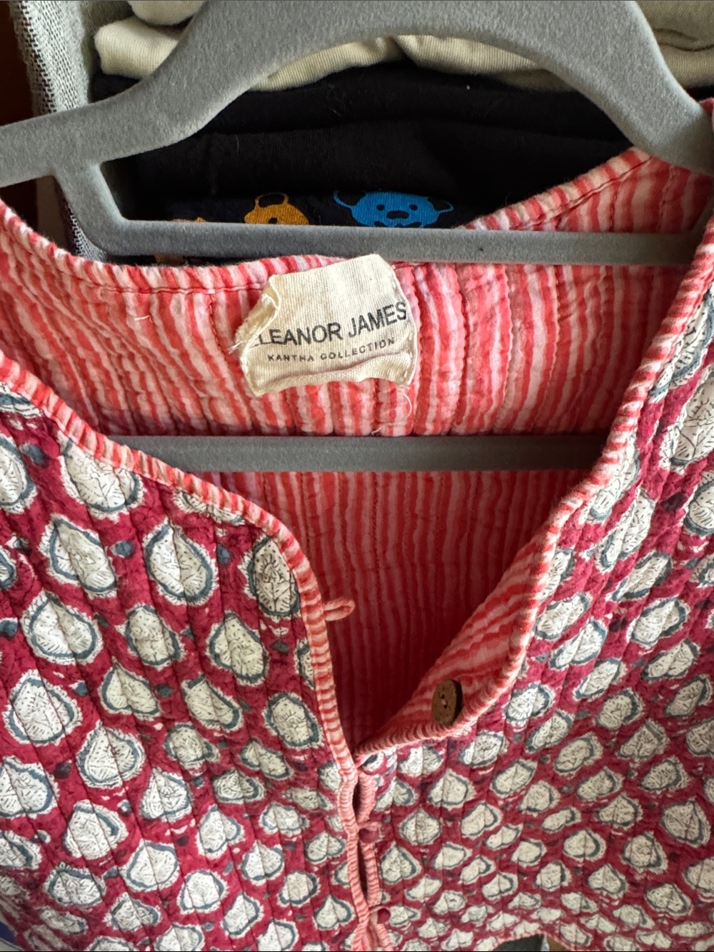 Textured Red & White Quilted Jacket - Picture 2 of 5